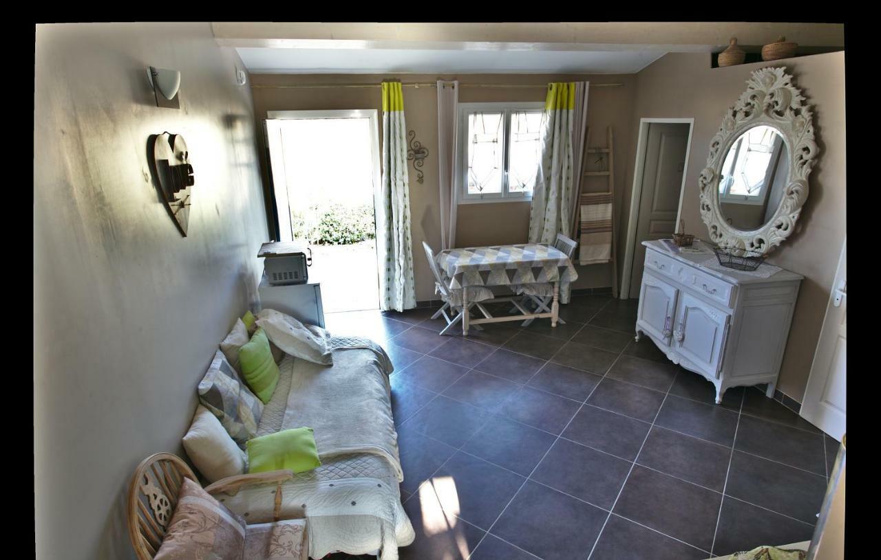 La Bastide Des Sources Bed & Breakfast Le Castellet  Exterior foto