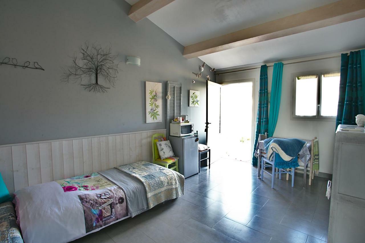 La Bastide Des Sources Bed & Breakfast Le Castellet  Exterior foto